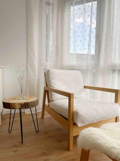 Appartement Calme Et Lumineux De 2,5 Pces Proche Lausanne Ecublens  Exterior photo